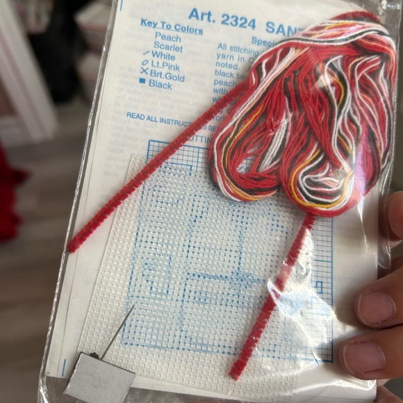 5/$25 Santa cross stitch pattern easy kit 😍 - Picture 6 of 6